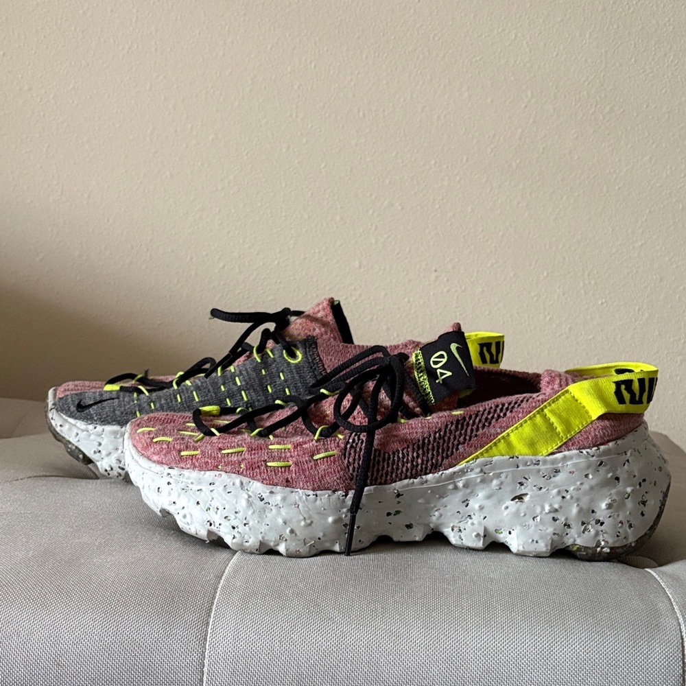 Nike Women's Sneakers in Pink and Yellow - Picture 4 of 7